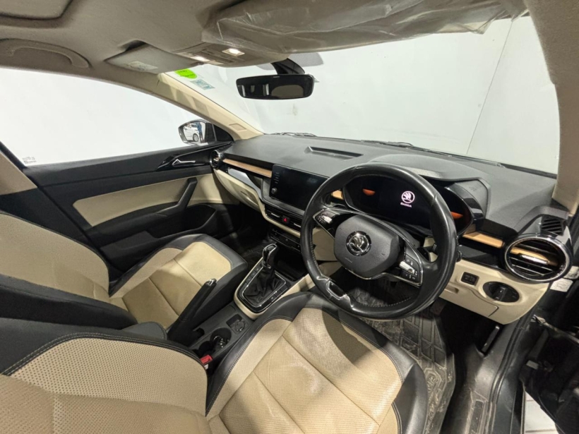 Skoda Slavia Style 1.5 TSI AT