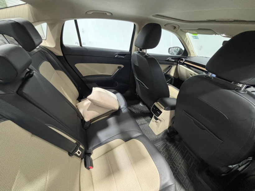 Skoda Slavia Style 1.5 TSI AT