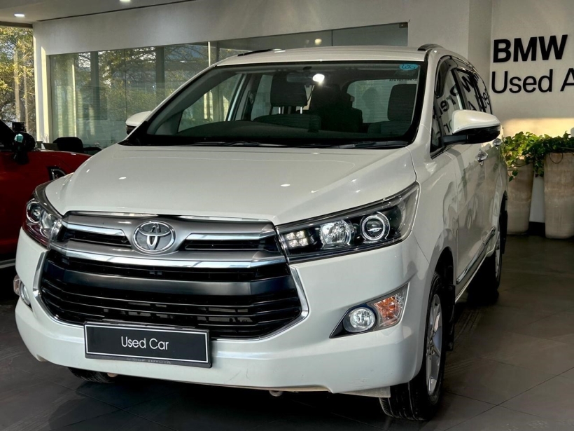 Toyota Innova Crysta 2.7 VX 7 Str