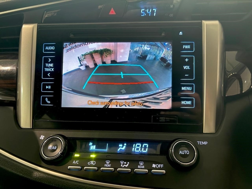 Toyota Innova Crysta 2.7 VX 7 Str