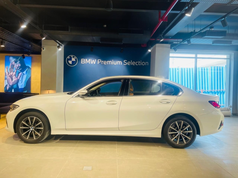 BMW 3 Series Gran Limousine 330Li Luxury Line