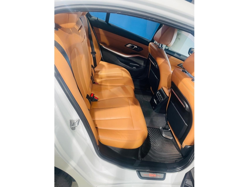 BMW 3 Series Gran Limousine 330Li Luxury Line