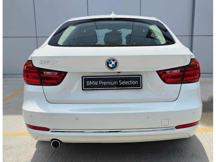 BMW 3 Series 320d Gran Turismo Luxury Line
