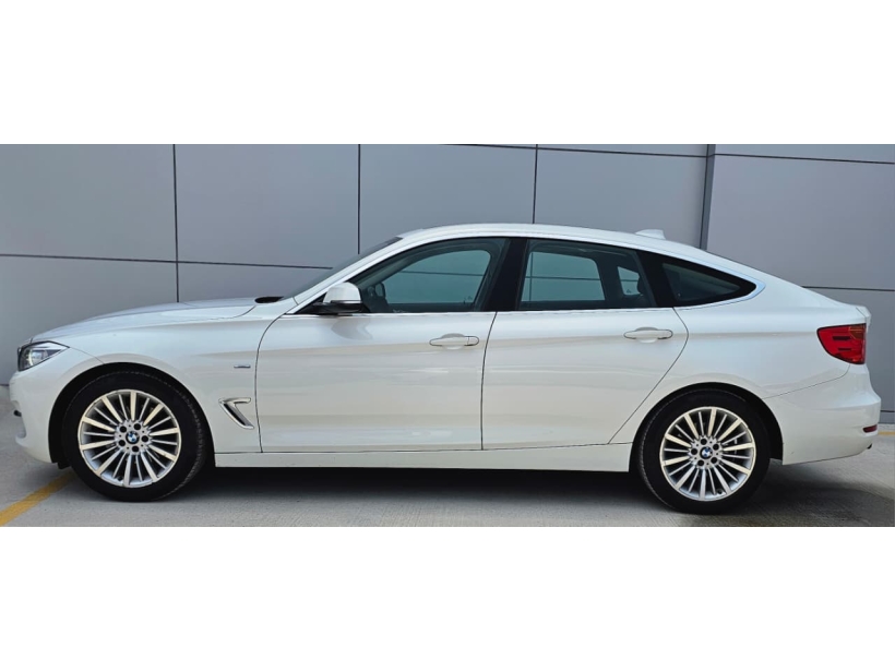 BMW 3 Series 320d Gran Turismo Luxury Line