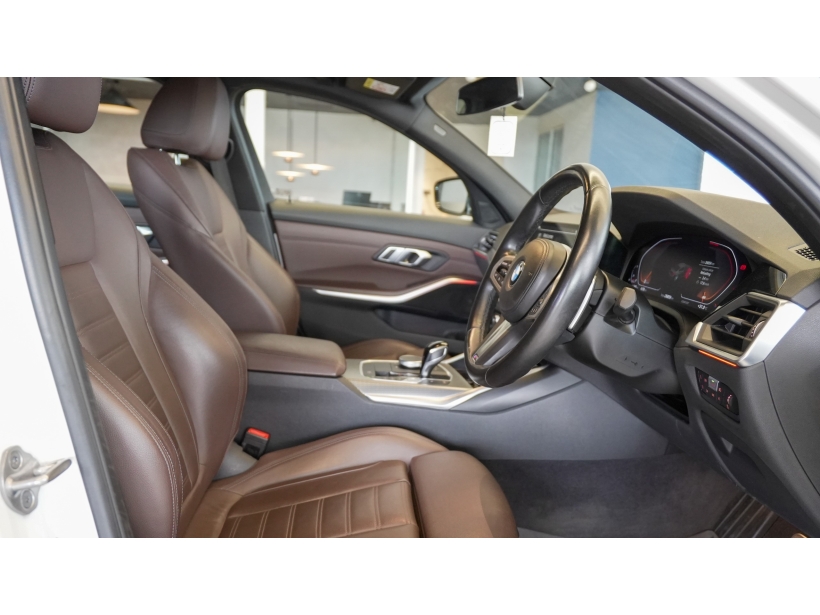 BMW 3 Series 330i M Sport