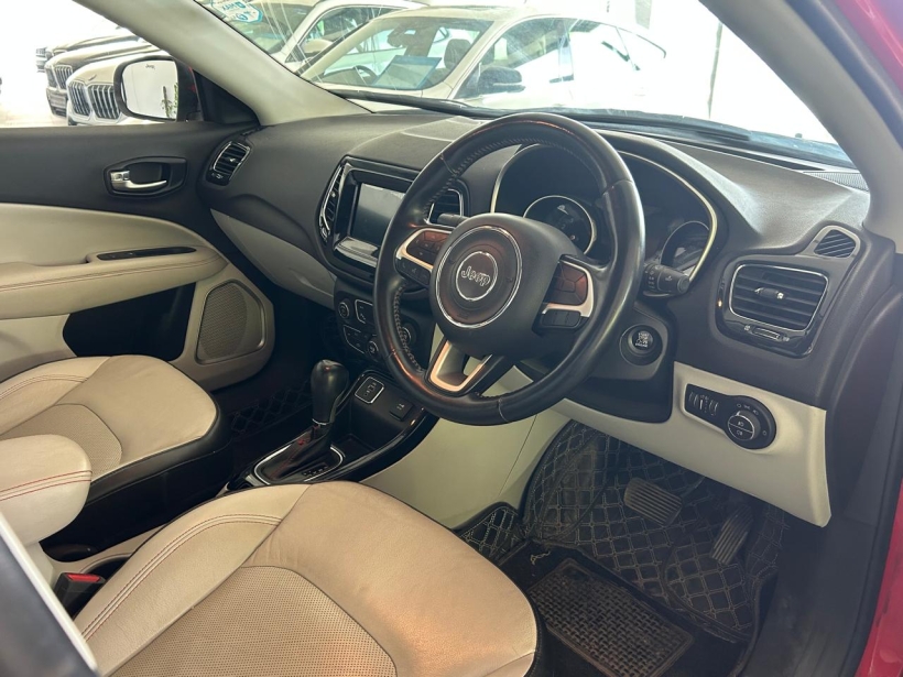 Jeep Compass Limited (O) 1.4 Petrol DCT