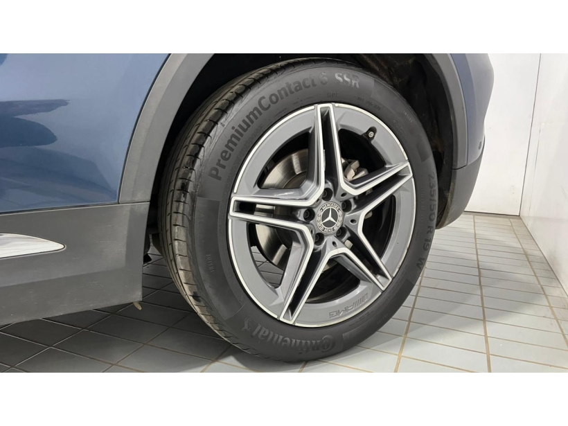 Mercedes Benz GLA 220d 4MATIC