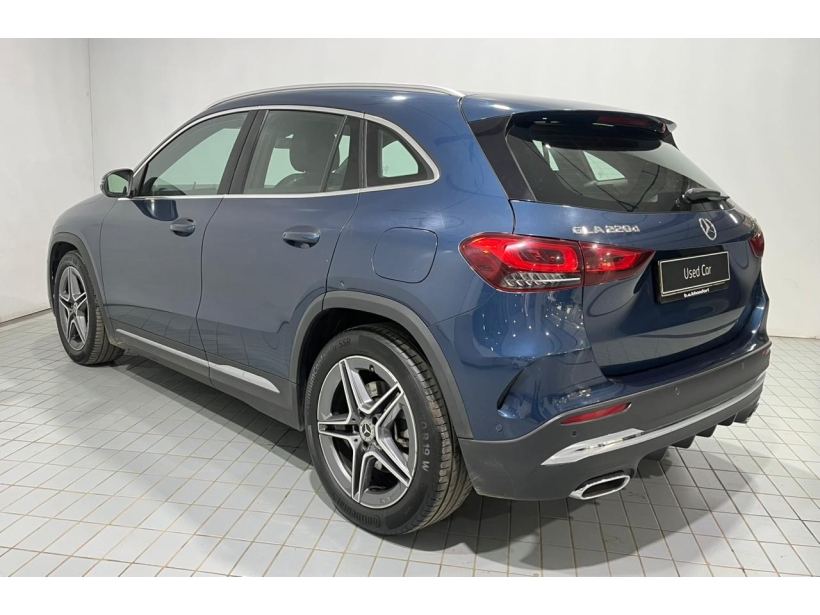 Mercedes Benz GLA 220d 4MATIC