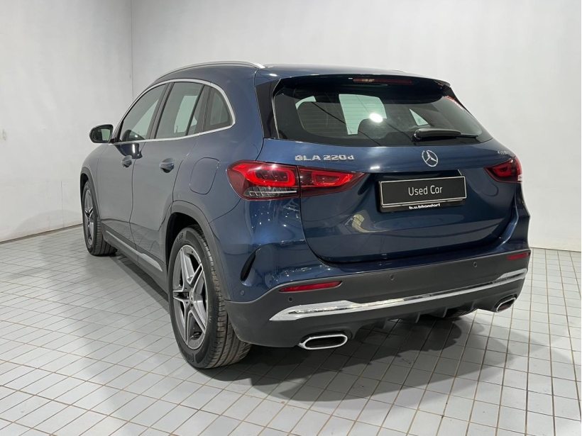 Mercedes Benz GLA 220d 4MATIC