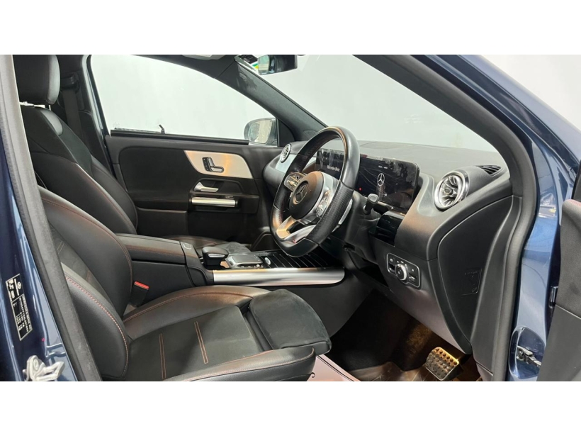 Mercedes Benz GLA 220d 4MATIC