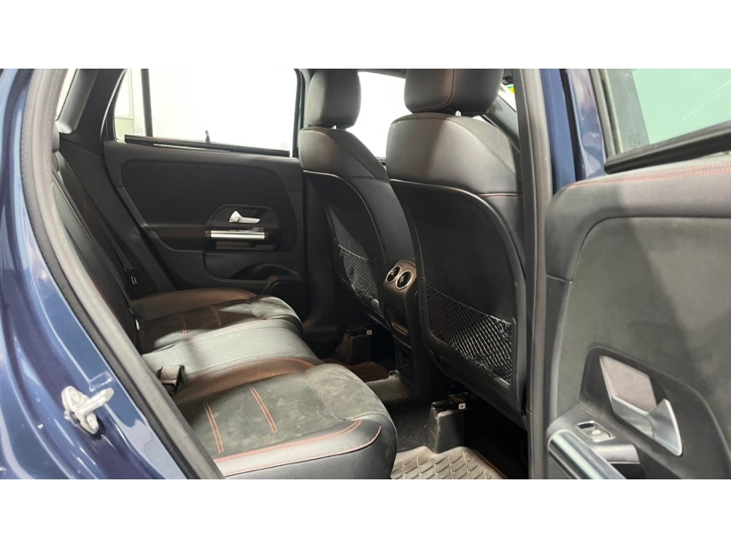 Mercedes Benz GLA 220d 4MATIC