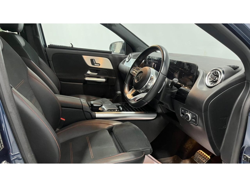 Mercedes Benz GLA 220d 4MATIC