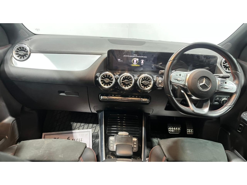 Mercedes Benz GLA 220d 4MATIC